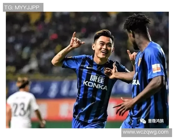 马丁内斯的传奇之路：从青涩球员到世界足球巨星的成长故事