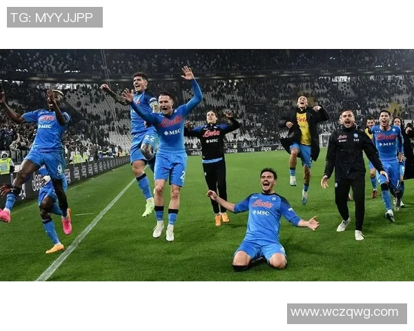 曼彻斯特与沙尔克2011年激战回顾：一场难忘的足球盛宴