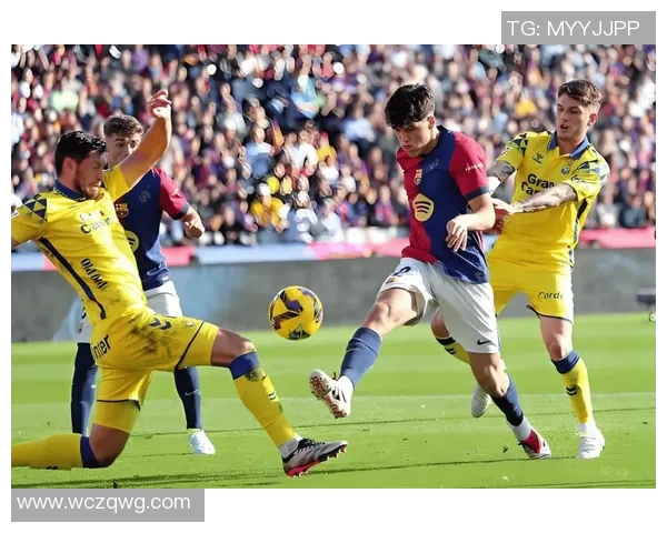 西班牙人迎战布尔球队全力争胜展现强大实力与团队合作精神